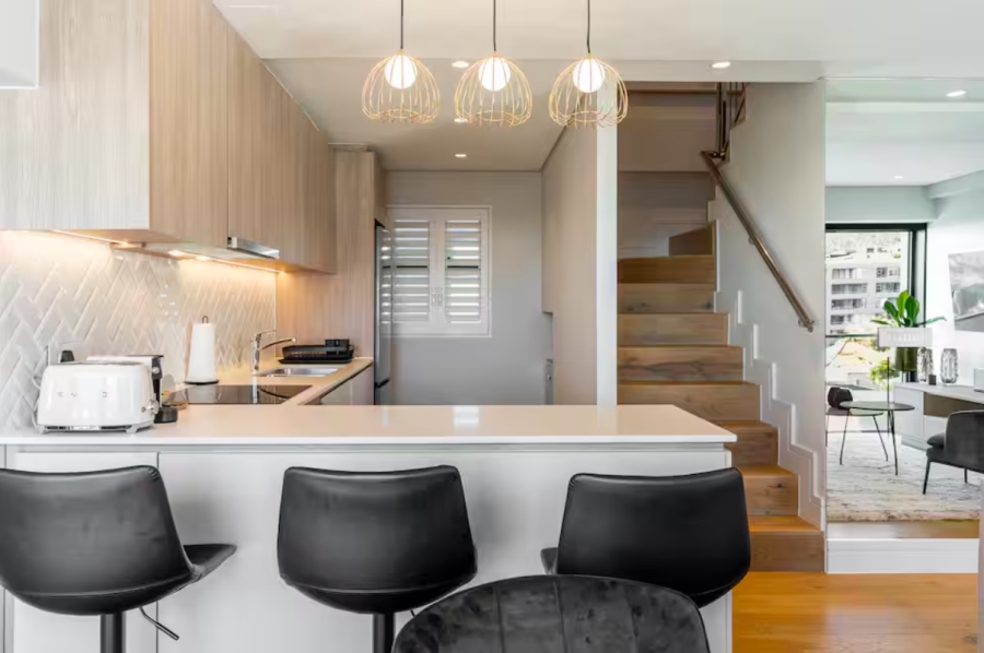 2 Bedroom Property for Sale in Sea Point Western Cape